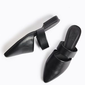 *NWOT* ABLE Joselyne Slide Sz 8.5